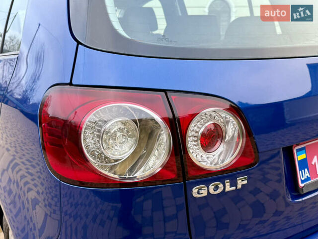 Синий Фольксваген Гольф Плюс, объемом двигателя 1.6 л и пробегом 202 тыс. км за 5900 $, фото 26 на Automoto.ua