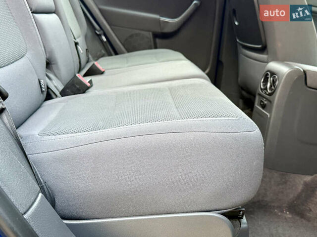 Синий Фольксваген Гольф Плюс, объемом двигателя 1.6 л и пробегом 202 тыс. км за 5900 $, фото 73 на Automoto.ua