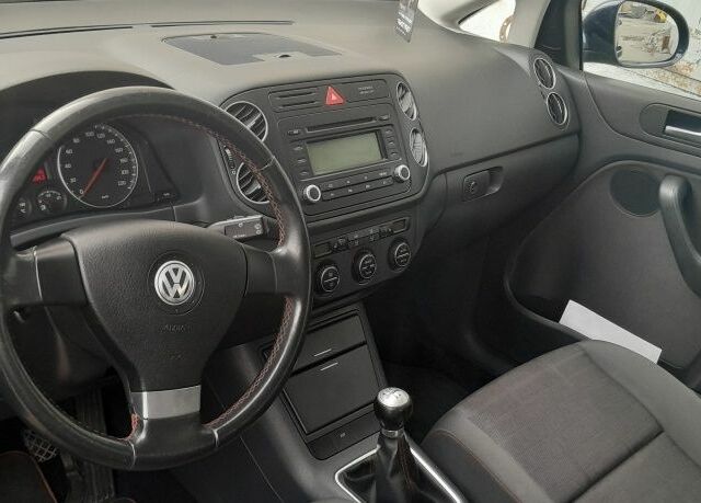 Синій Фольксваген Golf Plus, об'ємом двигуна 1.4 л та пробігом 230 тис. км за 5600 $, фото 9 на Automoto.ua