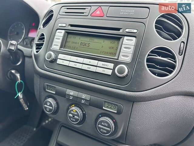 Синий Фольксваген Гольф Плюс, объемом двигателя 1.6 л и пробегом 207 тыс. км за 6200 $, фото 26 на Automoto.ua