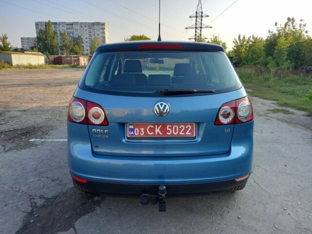 Синий Фольксваген Гольф Плюс, объемом двигателя 1.6 л и пробегом 245 тыс. км за 5899 $, фото 5 на Automoto.ua