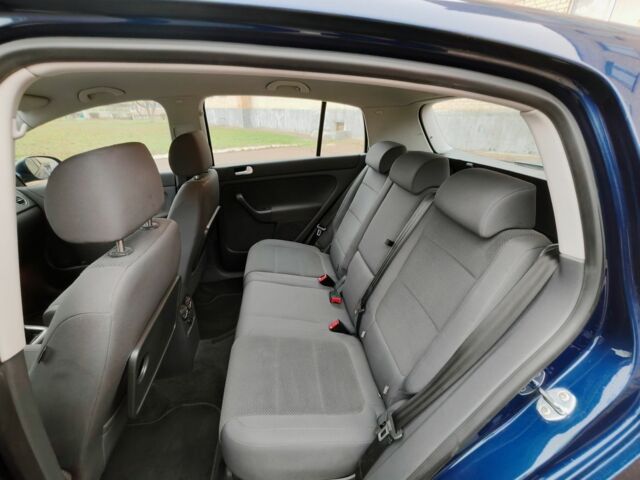 Синий Фольксваген Гольф Плюс, объемом двигателя 1.6 л и пробегом 172 тыс. км за 6200 $, фото 19 на Automoto.ua