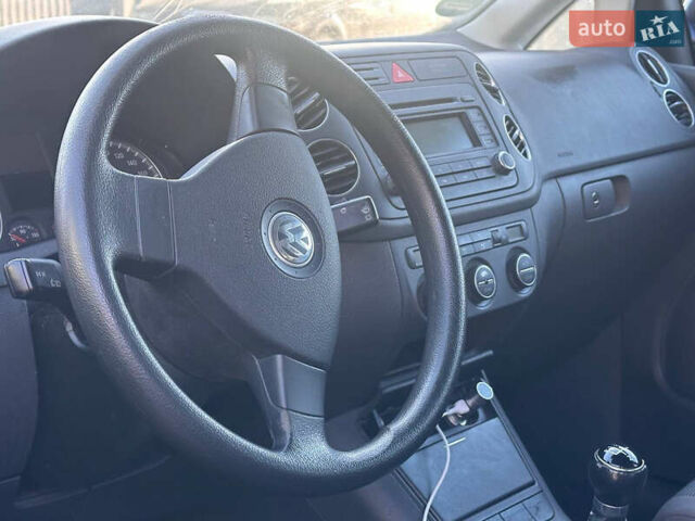 Синий Фольксваген Гольф Плюс, объемом двигателя 1.4 л и пробегом 172 тыс. км за 5450 $, фото 10 на Automoto.ua