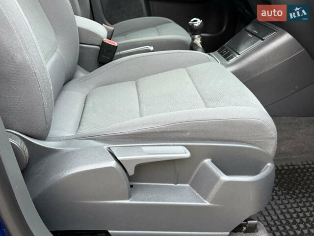 Синий Фольксваген Гольф Плюс, объемом двигателя 1.6 л и пробегом 202 тыс. км за 5900 $, фото 54 на Automoto.ua