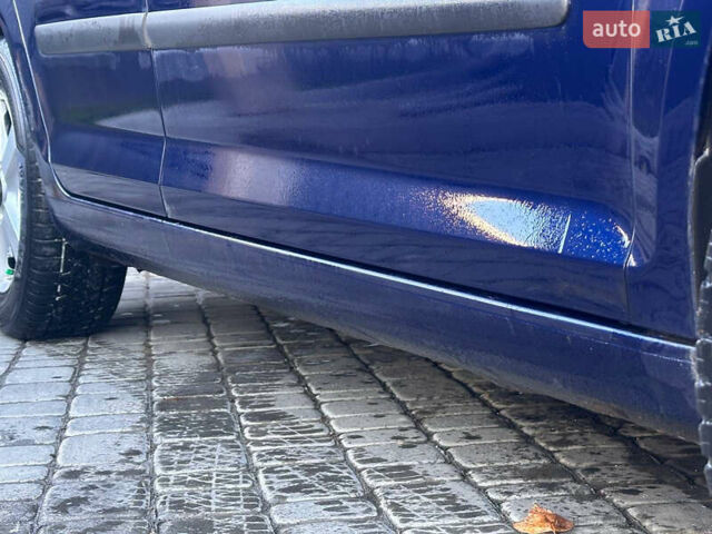 Синий Фольксваген Гольф Плюс, объемом двигателя 1.4 л и пробегом 172 тыс. км за 5450 $, фото 4 на Automoto.ua