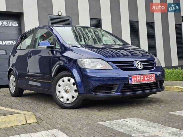 Синий Фольксваген Гольф Плюс, объемом двигателя 1.6 л и пробегом 198 тыс. км за 6390 $, фото 2 на Automoto.ua