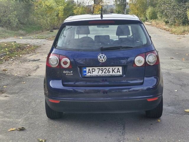 Синий Фольксваген Гольф Плюс, объемом двигателя 1.4 л и пробегом 269 тыс. км за 5900 $, фото 3 на Automoto.ua