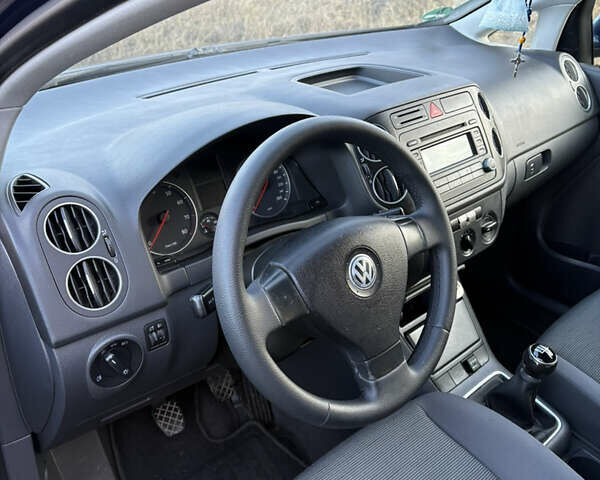 Синій Фольксваген Golf Plus, об'ємом двигуна 1.6 л та пробігом 212 тис. км за 6300 $, фото 16 на Automoto.ua