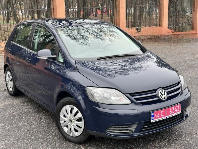 Синий Фольксваген Гольф Плюс, объемом двигателя 1.6 л и пробегом 207 тыс. км за 6200 $, фото 5 на Automoto.ua