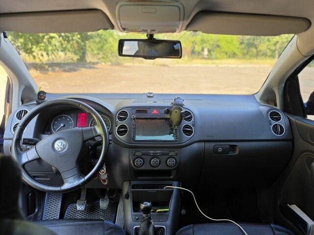 Синій Фольксваген Golf Plus, об'ємом двигуна 2 л та пробігом 277 тис. км за 4998 $, фото 6 на Automoto.ua