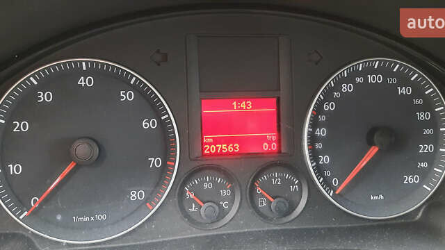 Синий Фольксваген Гольф Плюс, объемом двигателя 1.6 л и пробегом 207 тыс. км за 5350 $, фото 29 на Automoto.ua