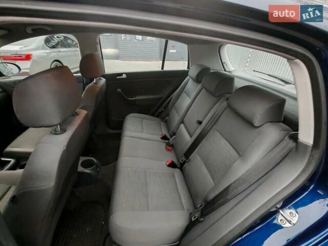 Синий Фольксваген Гольф Плюс, объемом двигателя 1.6 л и пробегом 212 тыс. км за 6000 $, фото 26 на Automoto.ua