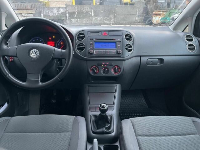 Синий Фольксваген Гольф Плюс, объемом двигателя 0 л и пробегом 186 тыс. км за 5000 $, фото 7 на Automoto.ua