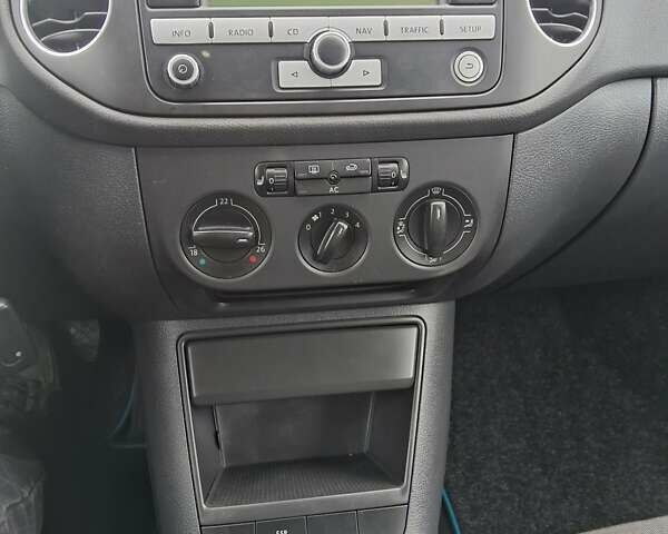 Синий Фольксваген Гольф Плюс, объемом двигателя 0 л и пробегом 182 тыс. км за 5850 $, фото 14 на Automoto.ua