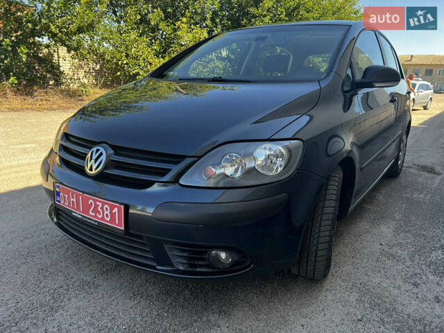 Синій Фольксваген Golf Plus, об'ємом двигуна 1.4 л та пробігом 246 тис. км за 6000 $, фото 23 на Automoto.ua
