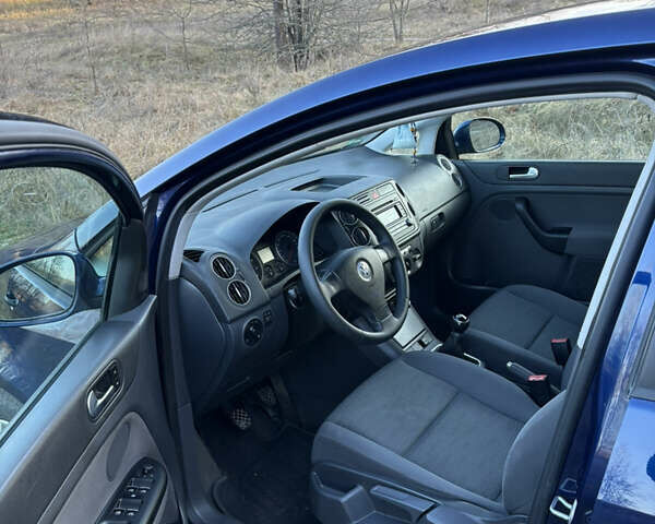 Синій Фольксваген Golf Plus, об'ємом двигуна 1.6 л та пробігом 212 тис. км за 6300 $, фото 8 на Automoto.ua