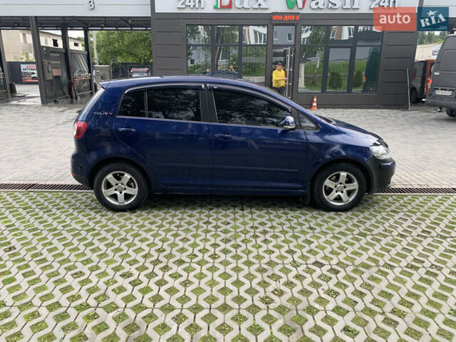 Синий Фольксваген Гольф Плюс, объемом двигателя 1.4 л и пробегом 350 тыс. км за 4750 $, фото 3 на Automoto.ua