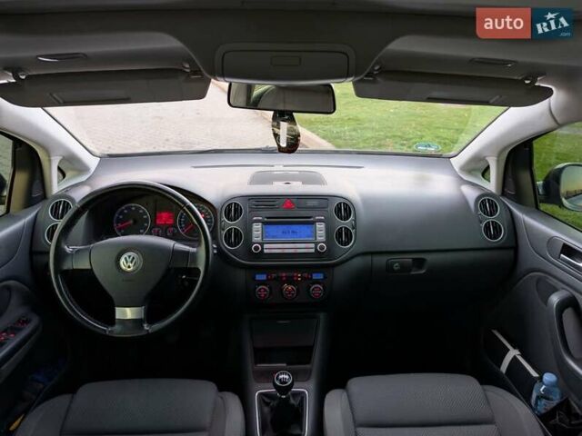 Синій Фольксваген Golf Plus, об'ємом двигуна 1.4 л та пробігом 219 тис. км за 6500 $, фото 27 на Automoto.ua