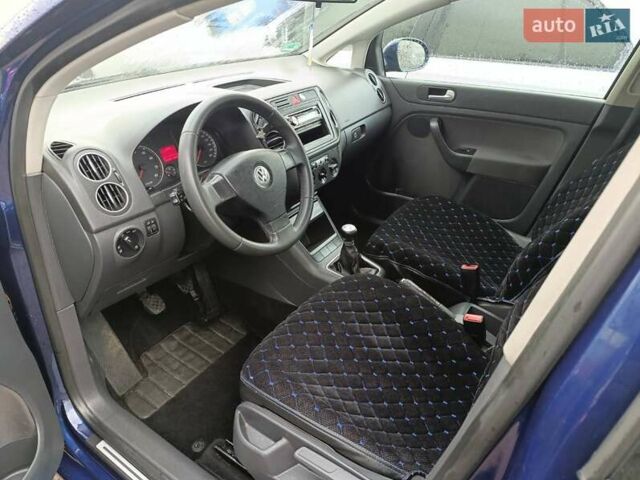 Фольксваген Гольф Плюс 2006 в Николаеве на Automoto.ua Синий Фольксваген Гольф Плюс, объемом двигателя 1.39 л и пробегом 251 тыс. км за 5999 $, фото 3 на Automoto.ua