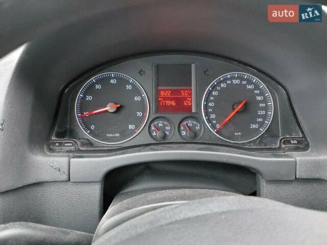 Синій Фольксваген Golf Plus, об'ємом двигуна 1.6 л та пробігом 177 тис. км за 5200 $, фото 11 на Automoto.ua