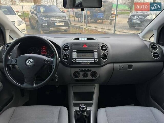 Синий Фольксваген Гольф Плюс, объемом двигателя 1.39 л и пробегом 224 тыс. км за 5200 $, фото 16 на Automoto.ua