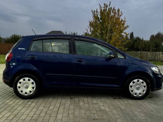 Синий Фольксваген Гольф Плюс, объемом двигателя 1.6 л и пробегом 238 тыс. км за 5800 $, фото 8 на Automoto.ua