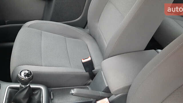 Синий Фольксваген Гольф Плюс, объемом двигателя 1.6 л и пробегом 207 тыс. км за 5350 $, фото 14 на Automoto.ua