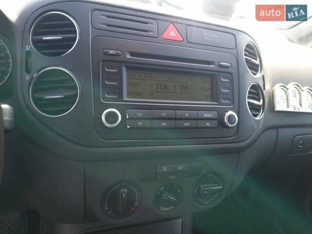 Синій Фольксваген Golf Plus, об'ємом двигуна 1.6 л та пробігом 194 тис. км за 5800 $, фото 31 на Automoto.ua