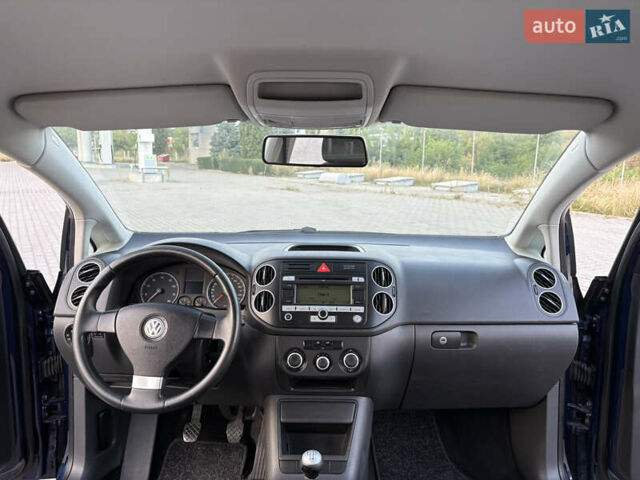 Синій Фольксваген Golf Plus, об'ємом двигуна 1.6 л та пробігом 198 тис. км за 5950 $, фото 34 на Automoto.ua