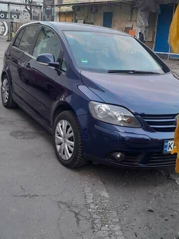 Синій Фольксваген Golf Plus, об'ємом двигуна 1.4 л та пробігом 228 тис. км за 5800 $, фото 11 на Automoto.ua