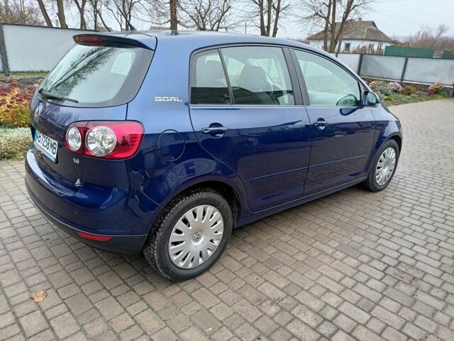 Синий Фольксваген Гольф Плюс, объемом двигателя 1.6 л и пробегом 156 тыс. км за 6300 $, фото 3 на Automoto.ua