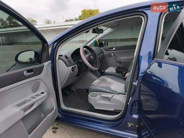 Фольксваген Гольф Плюс 2006 в Виннице на Automoto.ua Синий Фольксваген Гольф Плюс, объемом двигателя 1.6 л и пробегом 202 тыс. км за 6700 $, фото 2 на Automoto.ua