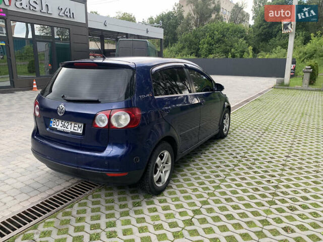 Синий Фольксваген Гольф Плюс, объемом двигателя 1.4 л и пробегом 350 тыс. км за 4750 $, фото 4 на Automoto.ua