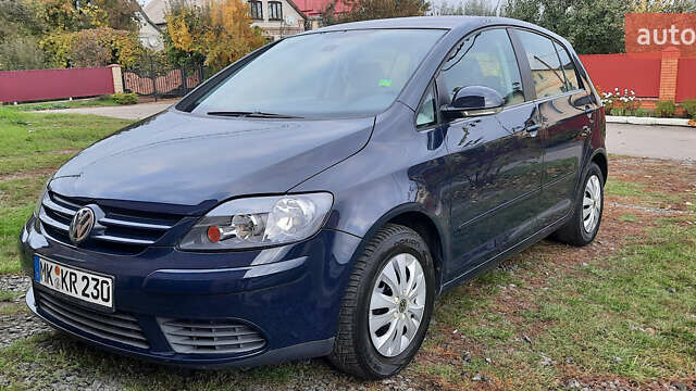 Синий Фольксваген Гольф Плюс, объемом двигателя 1.6 л и пробегом 207 тыс. км за 5350 $, фото 1 на Automoto.ua
