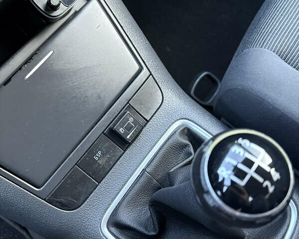 Синій Фольксваген Golf Plus, об'ємом двигуна 1.6 л та пробігом 212 тис. км за 6300 $, фото 15 на Automoto.ua