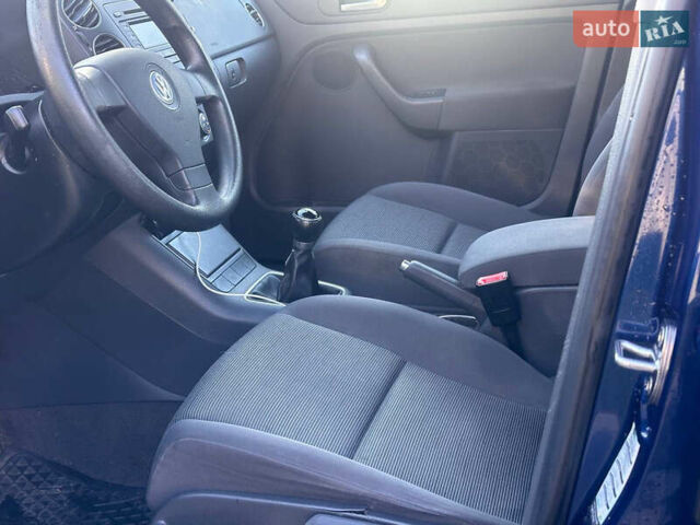 Синий Фольксваген Гольф Плюс, объемом двигателя 1.4 л и пробегом 172 тыс. км за 5450 $, фото 13 на Automoto.ua