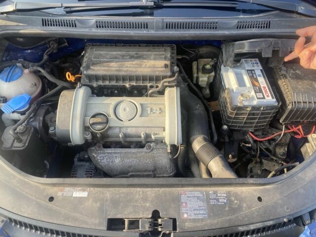 Синий Фольксваген Гольф Плюс, объемом двигателя 1.4 л и пробегом 250 тыс. км за 5000 $, фото 1 на Automoto.ua