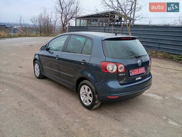 Синий Фольксваген Гольф Плюс, объемом двигателя 1.6 л и пробегом 225 тыс. км за 5550 $, фото 5 на Automoto.ua