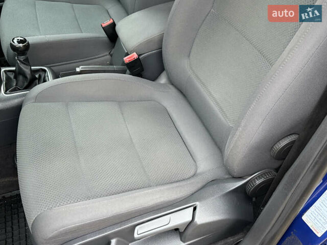 Синий Фольксваген Гольф Плюс, объемом двигателя 1.6 л и пробегом 202 тыс. км за 5900 $, фото 63 на Automoto.ua