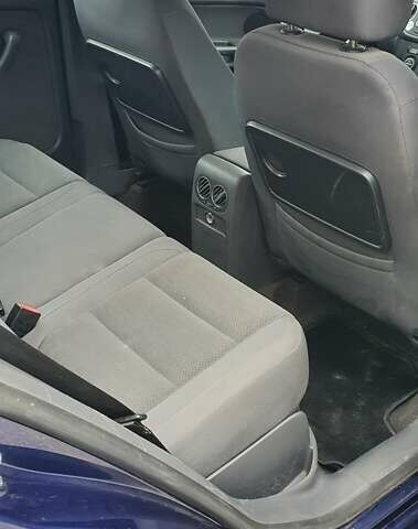 Синій Фольксваген Golf Plus, об'ємом двигуна 1.6 л та пробігом 186 тис. км за 5500 $, фото 7 на Automoto.ua