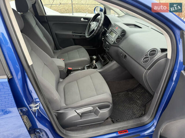 Синій Фольксваген Golf Plus, об'ємом двигуна 1.6 л та пробігом 202 тис. км за 5600 $, фото 50 на Automoto.ua