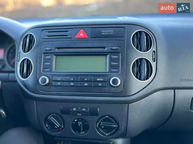 Синій Фольксваген Golf Plus, об'ємом двигуна 1.6 л та пробігом 212 тис. км за 6300 $, фото 10 на Automoto.ua