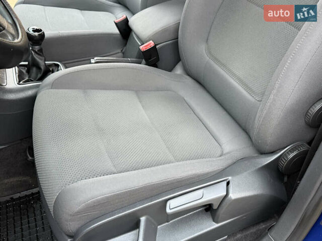 Синий Фольксваген Гольф Плюс, объемом двигателя 1.6 л и пробегом 202 тыс. км за 5999 $, фото 47 на Automoto.ua