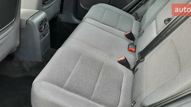 Синий Фольксваген Гольф Плюс, объемом двигателя 1.6 л и пробегом 207 тыс. км за 5350 $, фото 21 на Automoto.ua