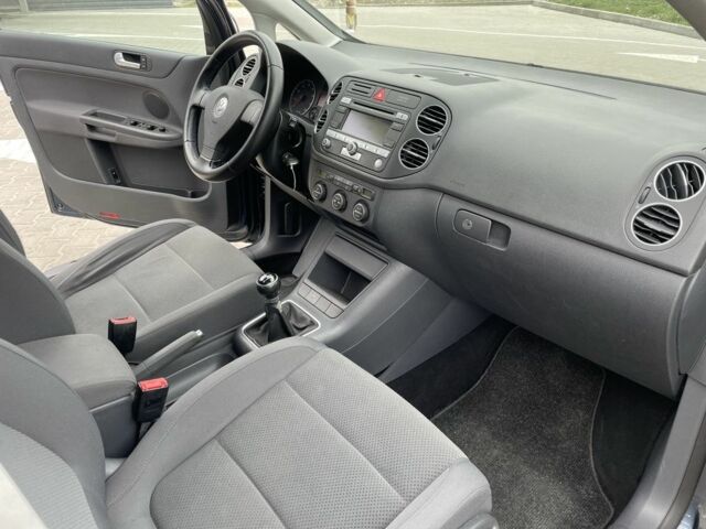 Синій Фольксваген Golf Plus, об'ємом двигуна 2 л та пробігом 153 тис. км за 6200 $, фото 16 на Automoto.ua