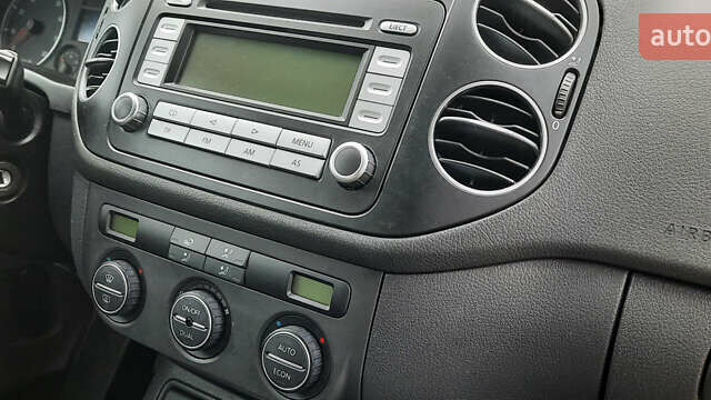 Синий Фольксваген Гольф Плюс, объемом двигателя 1.6 л и пробегом 207 тыс. км за 5350 $, фото 18 на Automoto.ua