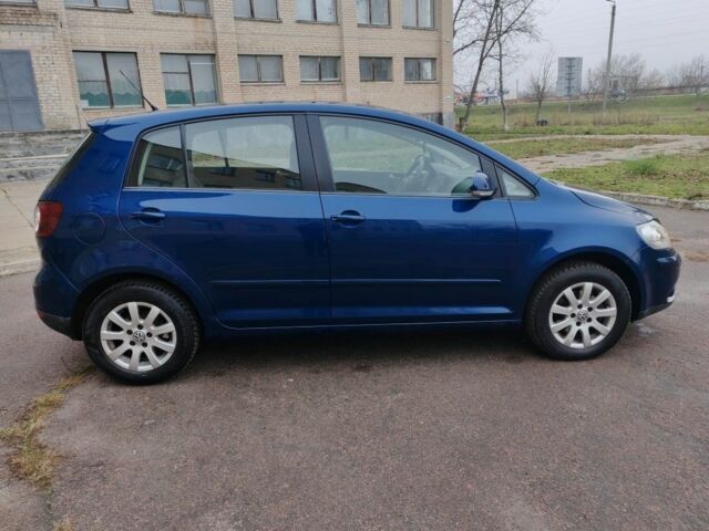 Синий Фольксваген Гольф Плюс, объемом двигателя 1.6 л и пробегом 172 тыс. км за 6200 $, фото 9 на Automoto.ua