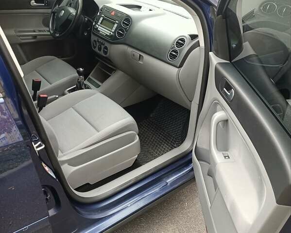 Фольксваген Гольф Плюс 2006 в Виннице на Automoto.ua Синий Фольксваген Гольф Плюс, объемом двигателя 1.4 л и пробегом 224 тыс. км за 4900 $, фото 13 на Automoto.ua