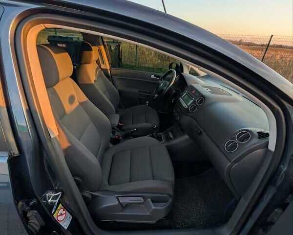 Синій Фольксваген Golf Plus, об'ємом двигуна 1.4 л та пробігом 219 тис. км за 6500 $, фото 26 на Automoto.ua