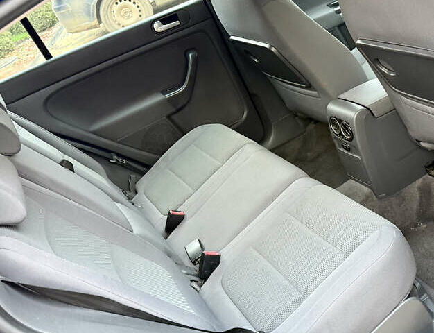 Синий Фольксваген Гольф Плюс, объемом двигателя 1.6 л и пробегом 202 тыс. км за 5999 $, фото 52 на Automoto.ua